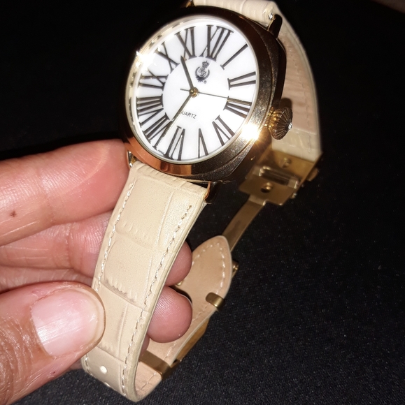 WATCHES..TIMEPIECE COLLECTORS..9 Watches total..ASSORTED BRANDS/ STYLES.. - Picture 3 of 16